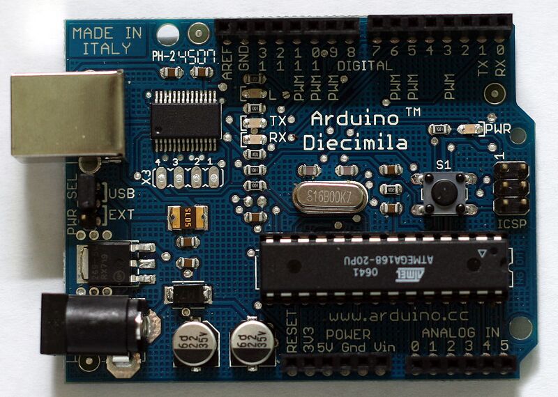 File:Arduino Diecimila.jpg