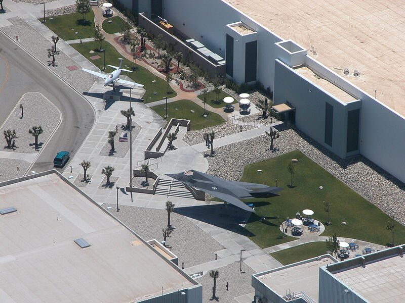 File:F117-palmdale-040625-01.jpg