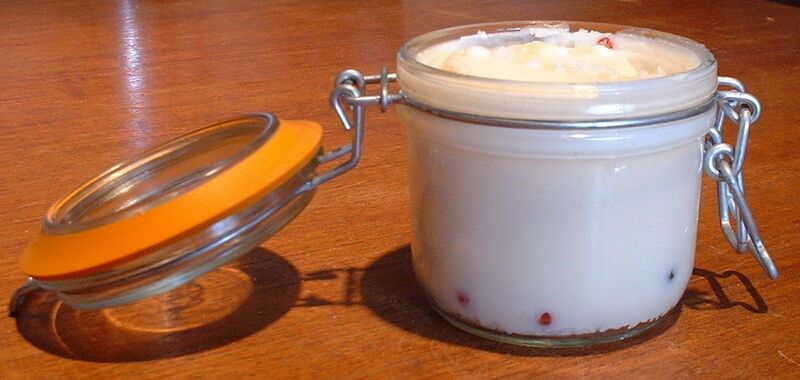 File:Tallow-beef suet after rendering.jpg
