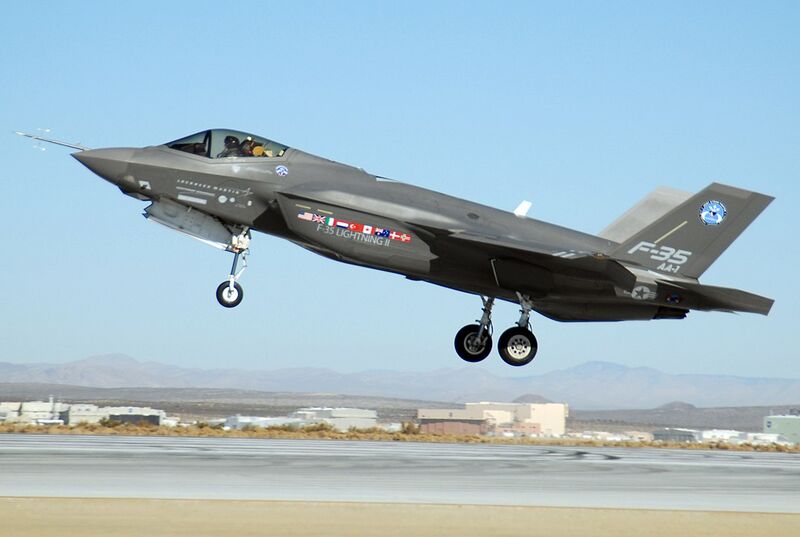 File:F-35 at Edwards.jpg
