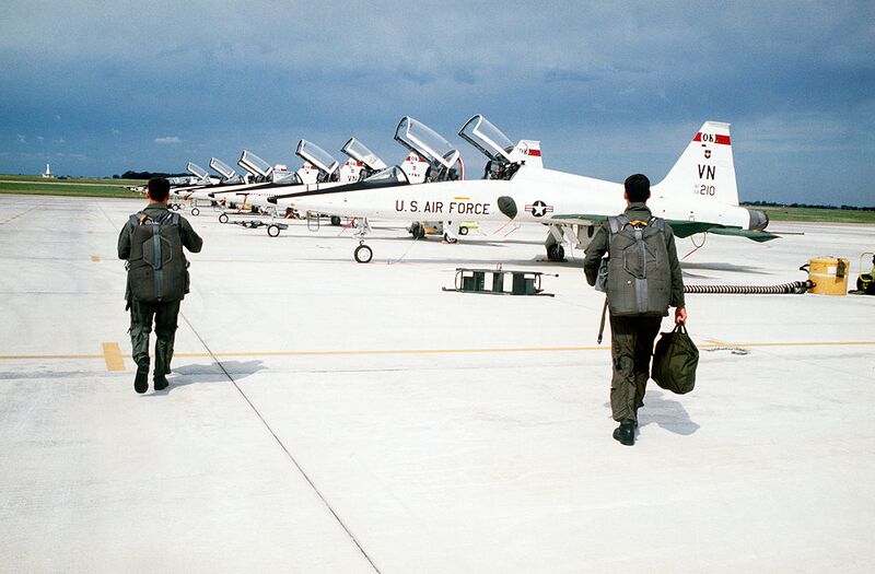 File:T-38As Vance AFB 1997.jpeg