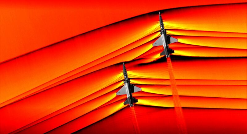 File:F4 p4 red planedrop.jpg