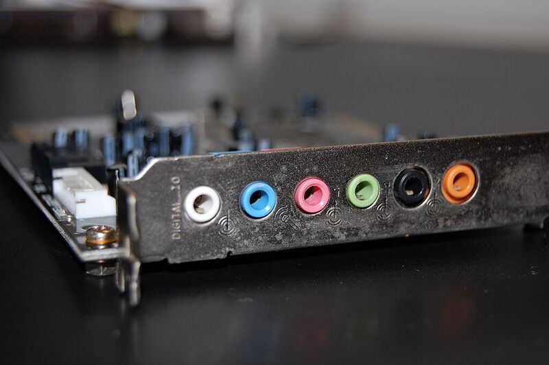 File:Creative SoundBlaster Audigy 2 (SB0400)-4.jpg