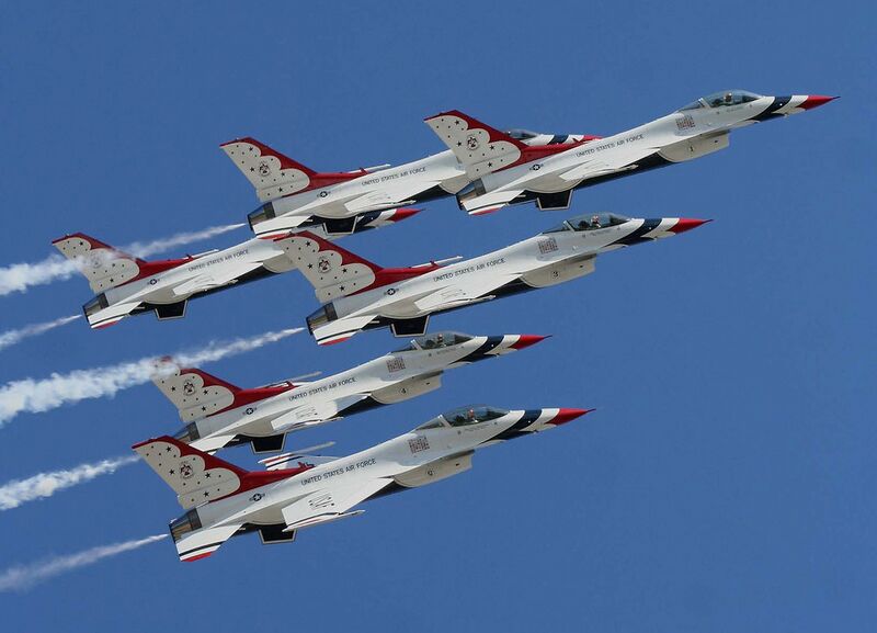 File:US Air Force Thunderbirds.jpg