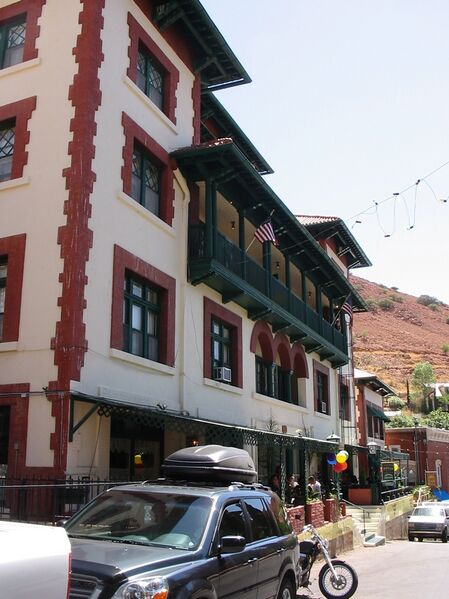 File:Copper Queen Hotel, Bisbee AZ.jpg
