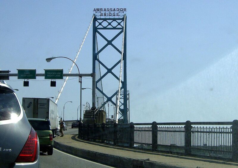 File:Ambassador Bridge crossing.jpg