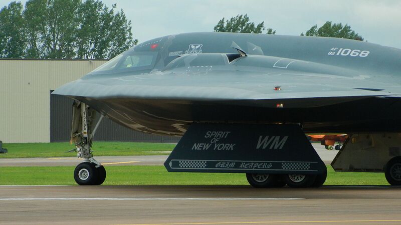 File:82-1068-B-2-Spirit-0349.jpg