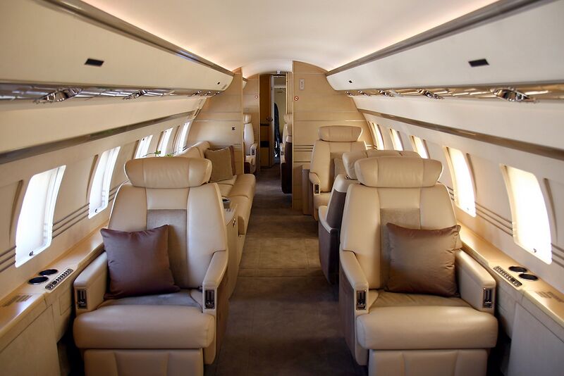 File:Bombardier BD-700-1A10 Global Express AN1172942.jpg