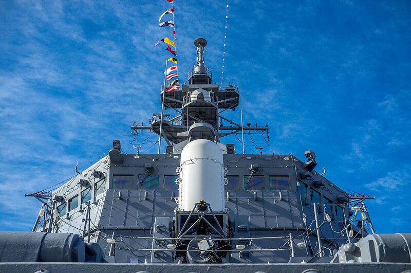 File:JS Makinami (DD-112) Phalanx CIWS.jpg