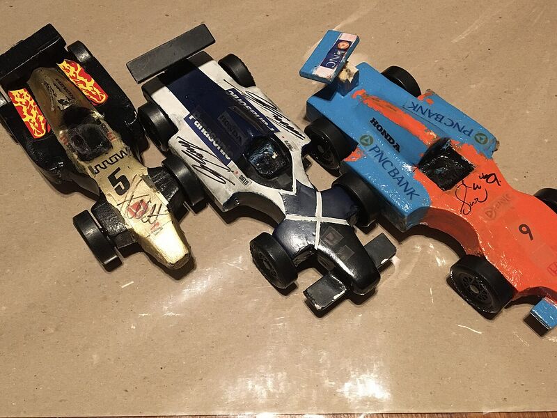 File:Race car pinewood derby car.jpg