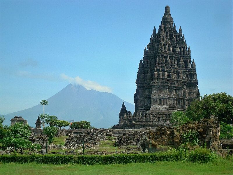 File:Prambanan Java243.jpg
