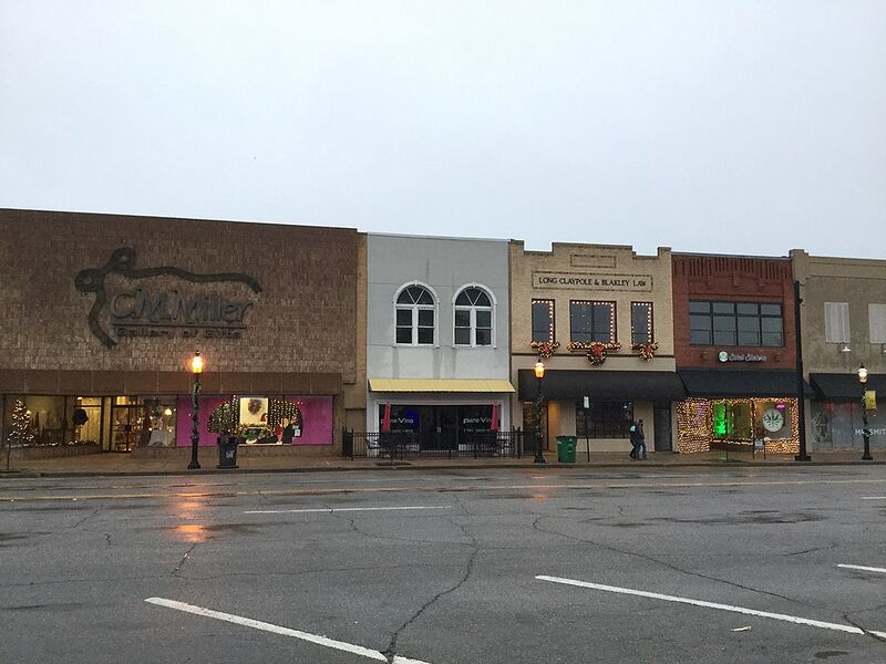 File:Enid, Oklahoma downtown in wintertime.jpg